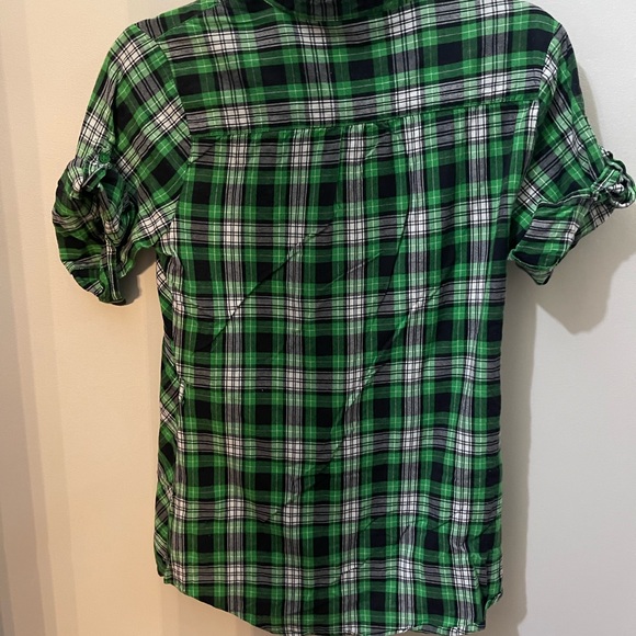 Vintage DCC Missy Green Plaid Shirt with roll up sleeves. - Picture 2 of 3
